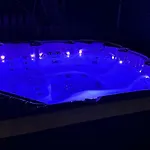Bob & Pool