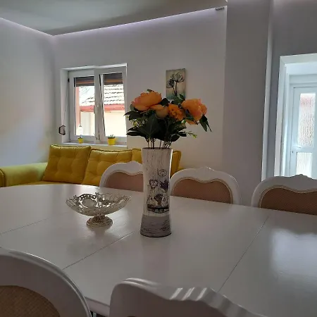 Apartament Bob & Pool