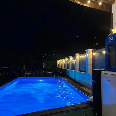 Apartment Bob & Pool *