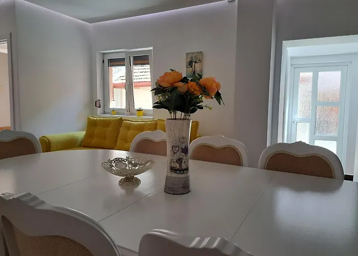 Διαμέρισμα Bob & Pool